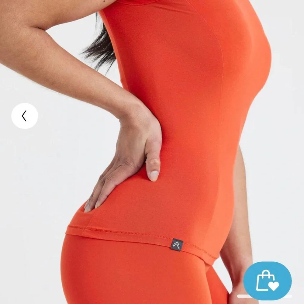 NWT Oner Active MELLOW SOFT SHORT SLEEVE T-SHIRT Spice S or M - Picture 4 of 7